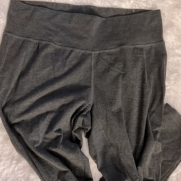 Grey Leggings - Picture 3 of 4